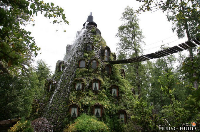 <strong>神奇的魔法木制酒店，童话森林里的城堡</strong>